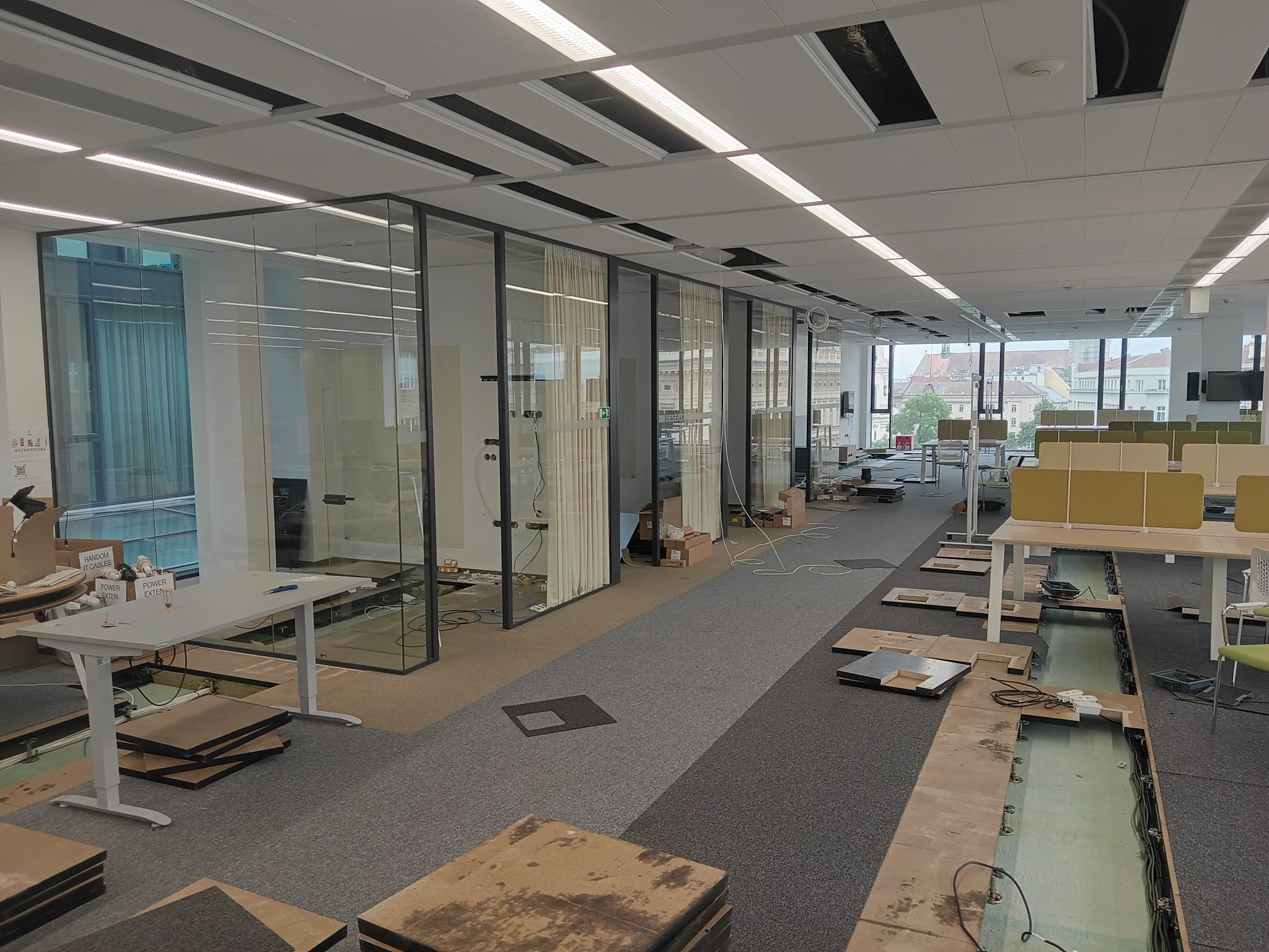 Elektroinstalace kanceláří